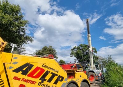 Camion de dépannage ADLTP et grue ADLTP