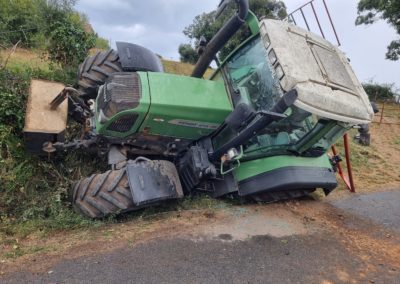 Tracteur accidenté, dépannage ADLTP