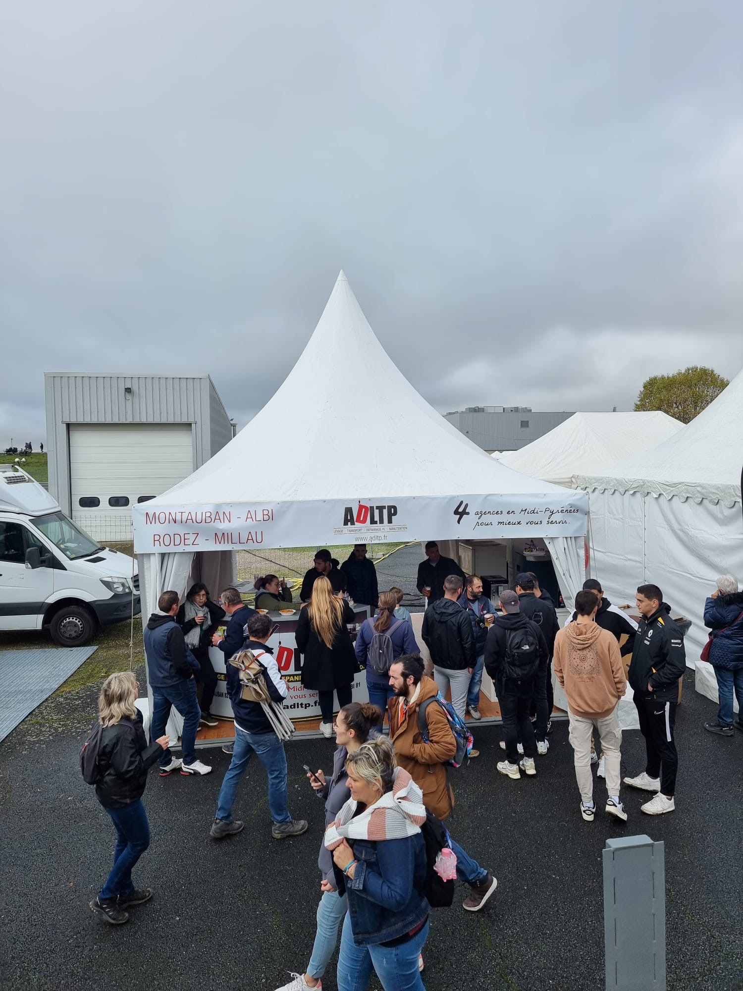 f37f9f83-b070-44c4-95d4-2de23551d059